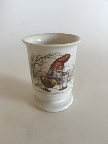 Royal Copenhagen Nisse Julestel Krus No 1/5436. 10.5 cm høj. 8 cm Ø