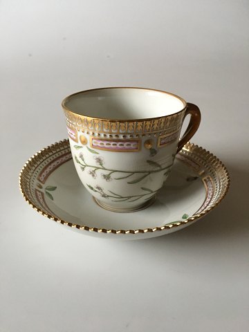 Royal Copenhagen Flora Danica Kaffekop og Underkop No 20/3597