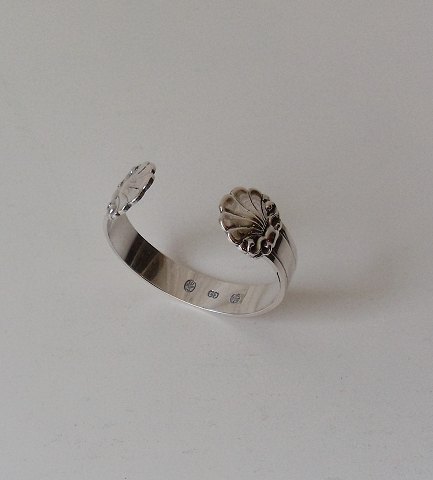 item no: 303701