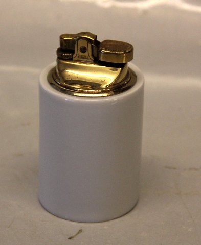 B&G Porcelain  367 Lighter 8.5 cm.
