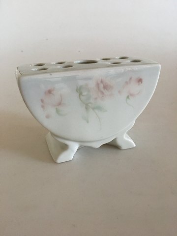 Heubach Art Nouveau Flerhullet Vase dekoreret med Roser