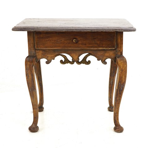 Rokoko Tisch mit grauer Steinplatte. Dänemark um 
1760. H: 77cm. Platte: 81x55cm