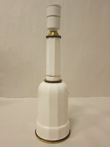 Table lamp
So called "Heiberglamp"
H: 36cm incl. the holder D: 11cm