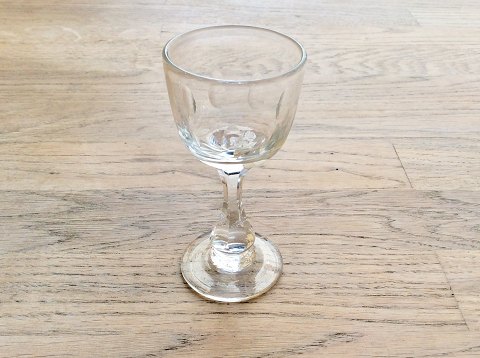 Derby glass from Holmegaard
Snaps
*20kr