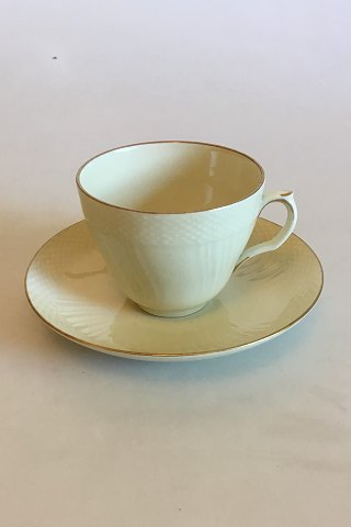 Royal Copenhagen Creme Svejfet med Guld (Stel 1235) Kaffekop og underkop No 1870