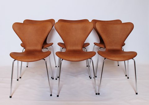 Spisestuestole - Syver stole - Model 3107 - Arne Jacobsen - Fritz Hansen 
