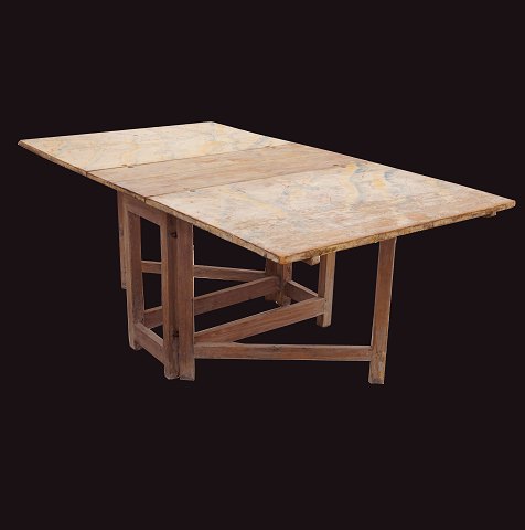 Originaldekoreret svensk klapbord med to klapper. 
H: 76cm. Plade: 108x50/117/190cm
