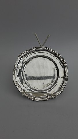 Tretårnet sølv tallerken/fad diameter 18cm.