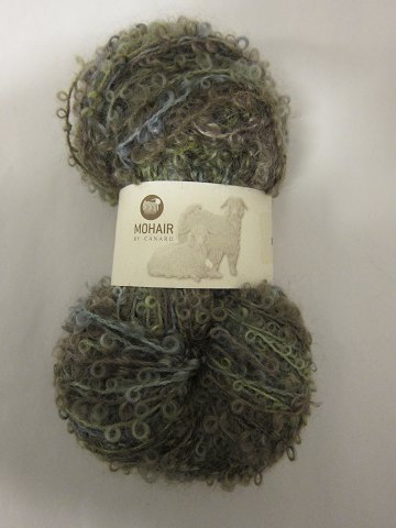 Mohair Bouclé Mix
Mohair Bouclé Mixer et naturprodukt fra sydafrikanske angorageder.
Den viste farve er: Skovmix, Farvenr. 1008
Prisen er pr. nøgle med 100 gram Mohair Bouclé