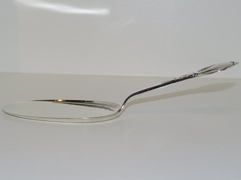 Evald Nielsen No. 12 silver
Cake spade