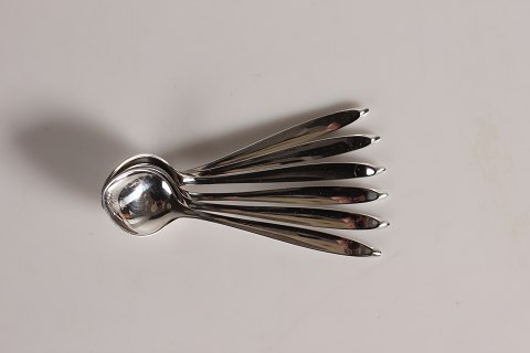 Mimosa flatware
of sterling silver
Tea/coffee spoons
L 12,2 cm