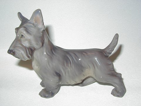 Dahl Jensen Hundefigur
Stående Skotsk Terrier