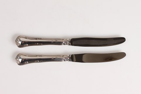 Herregaard
Silver Cutlery
Small Lunch Knives
L 18 cm