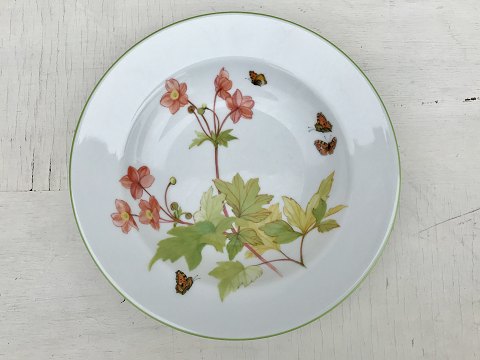 Mads Bühne
Sommerschmetterling
Tiefer Teller
*75 DKK