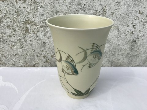 Lyngby Porcelæn
Vase med fisk
*550kr