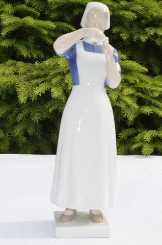 Bing & Grondahl figurine 2226 Nurse