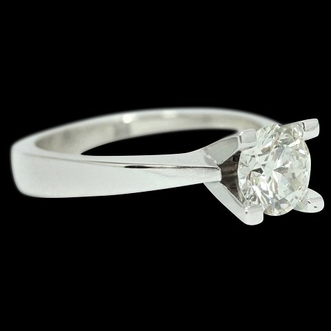 Flemming Kjærulff; Diamantring af 14 kt. hvidguld, brillant 1.00 carat