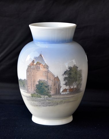 Royal Copenhagen
Vase 4949, dansk slot