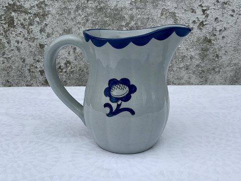 Gustavs
Blauer Pyro
Krug
* 400kr