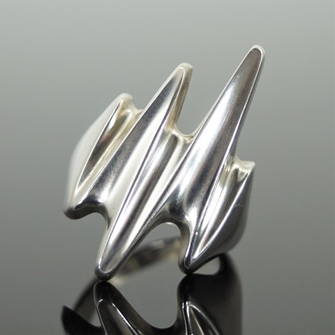 Georg Jensen, Henning Koppel; Ring af sterling sølv #125