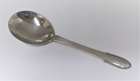 Georg Jensen. Silberbesteck . Sterling (925). Kugle. Vorlegelöffel. Länge 20,5 
cm.