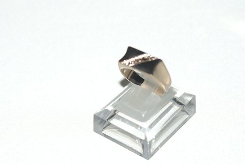 Elegant Herrering 8 carat gold