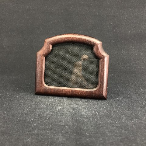 Picture frame in mahogny

