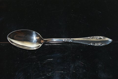 Shared Lily Silver Dessert Spoon / Breakfast Spoon
Frigast