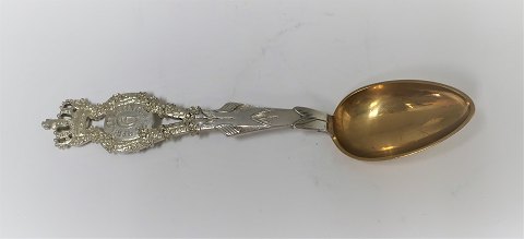 Michelsen. Silberlöffel zum Gedenken 1898. Anlässlich der Hochzeit von Prinz 
Christian und Prinzessin Alexandrine. Sterling (925). Design Harald Slott-Møller