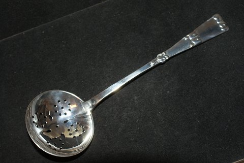 Sprinkle spoon 
Jordan Silver
