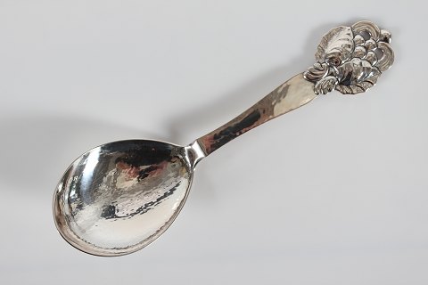 Danish Silver
Serving spoon
L 25 cm