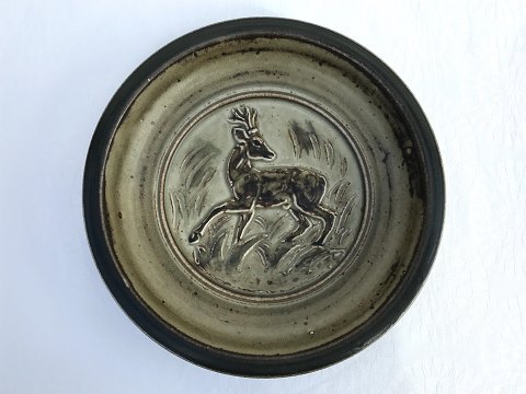 Royal Copenhagen
Round dish with deer
# 21443
* 450kr