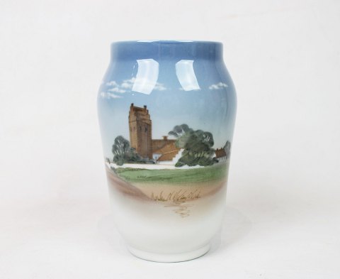 Vase with church motif, no.: 2843A 108, by Royal Copenhagen.
5000m2 showroom.
