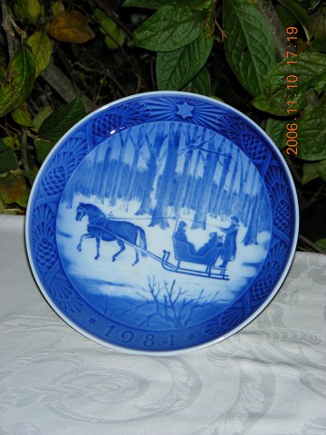 Royal Copenhagen  Christmas plate 1984