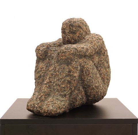 An Otto Pedersen, 1902-95, granite sculpture. H: 
31cm. L: 35cm