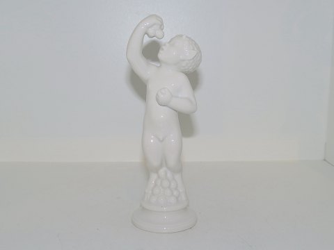 Dahl Jensen blanc de chine figurine
Faun eating grapes