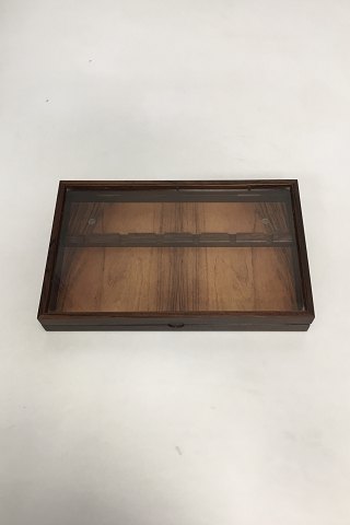 Georg Jensen Rosewood Wall Display Box for Spoons. Brazilian Rosewood. Lid with 
mounted glass.