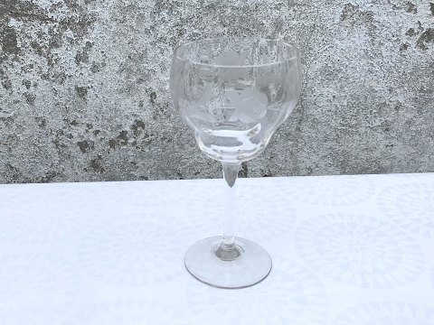 Glas med optisk striber og roseslibning
Portvin
*50kr