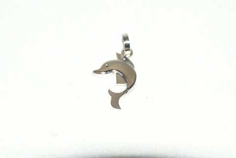 Elegant dolphin in 14 carat white gold