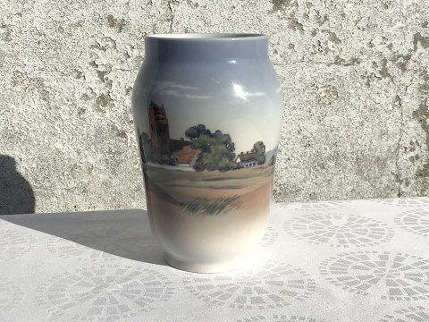 Royal Copenhagen
Vase
#2843-10B
*400kr