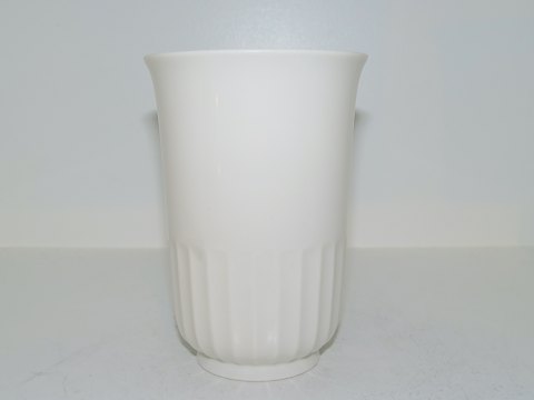 Royal Copenhagen blanc de chine
Vase from 1951