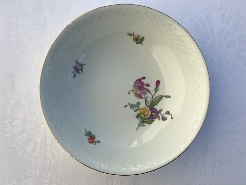 Bing & Grondahl
Sächsische Blume
Servierschale
# 45
*200kr