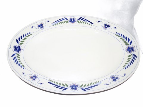 Blue Vetch
Large platter 45 cm.