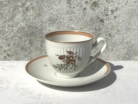 Royal Copenhagen
Clarissa
Coffee cup
# 1510/9966
*75kr