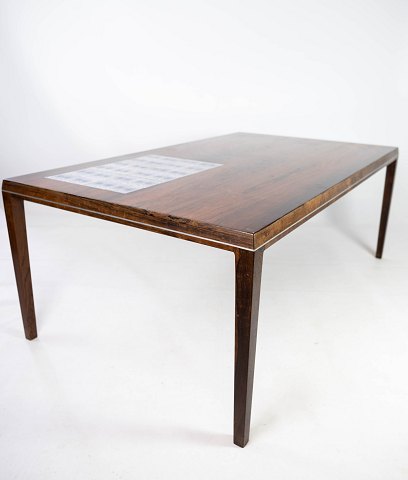 Coffee table in rosewood with tiles, designed by Johannes Andersen and 
manufactured by Silkeborg Furniture from the 1960s. 
5000m2 showroom.