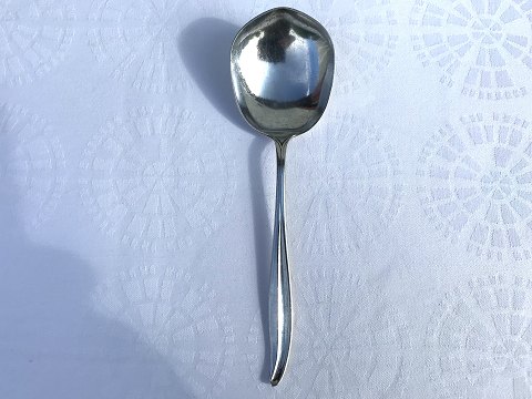 silverplate
Columbine
Serving spoon
*100 DKK