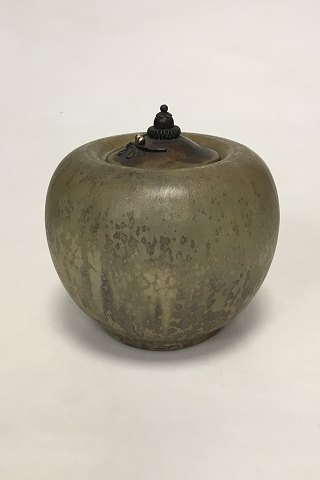 Royal Copenhagen Patrick Nordstrøm Vase med Bronze låg fra 23 Februar 1919