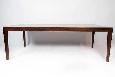 Coffee table in rosewood designed by Severin Hansen and manufactured by Haslev 
Furniture factory in the 1960s.
5000m2 showroom.