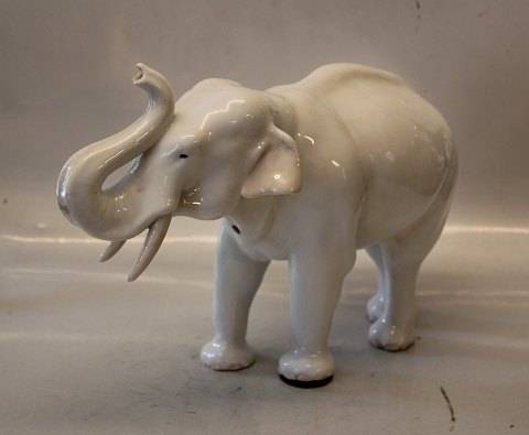1373-0 RC Elephant Axel Locher 1912 24 x 32 cm White version Royal Copenhagen 
