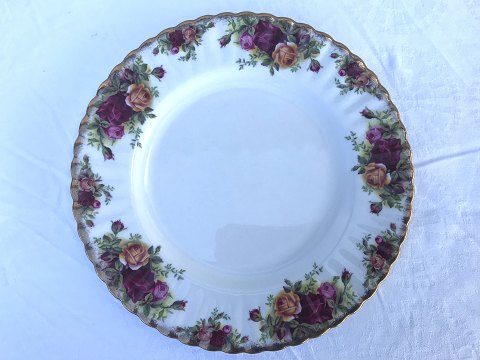 Royal Albert
Old country roses
dinner Plate
* 150 DKK